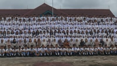 Kunjungan Wakil Bupati Sanggau ke SMAN 3 Sanggau: Dorong Literasi Digital dan Evaluasi Program MBG
