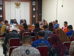 DPRD Sanggau Bahas LKPJ Bupati 2025 Melalui Rapat Komisi