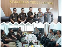 Perkuat Sinergitas Penegakan Hukum, Kapolda Lampung Silaturahmi ke Kejati Lampung